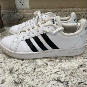 Adidas Women’s Grand Court Base Athletic Shoes Size 9.5 Cloud White Black EE7968